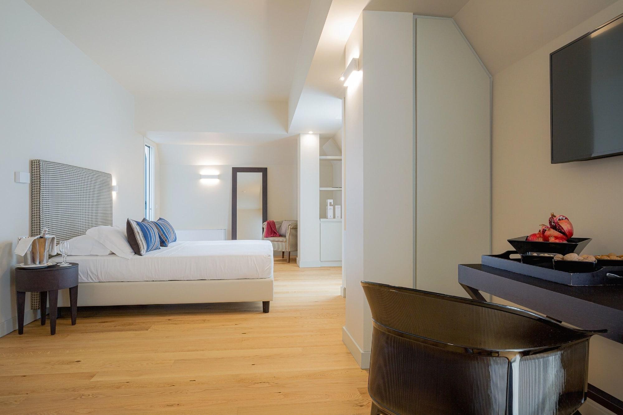 Politeama Hotel 4*